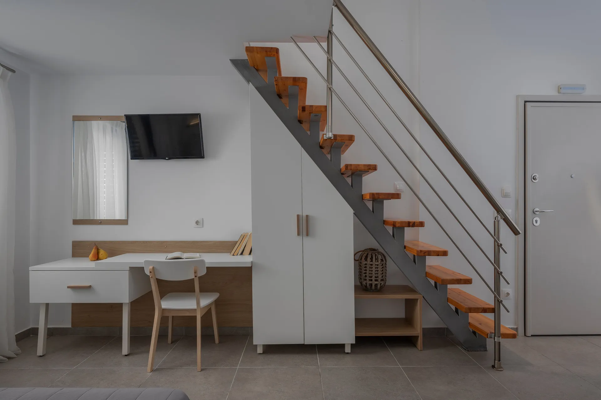 Tiara Holidays - Cavo Blue Coastal Living - Duplex Suite - stairs